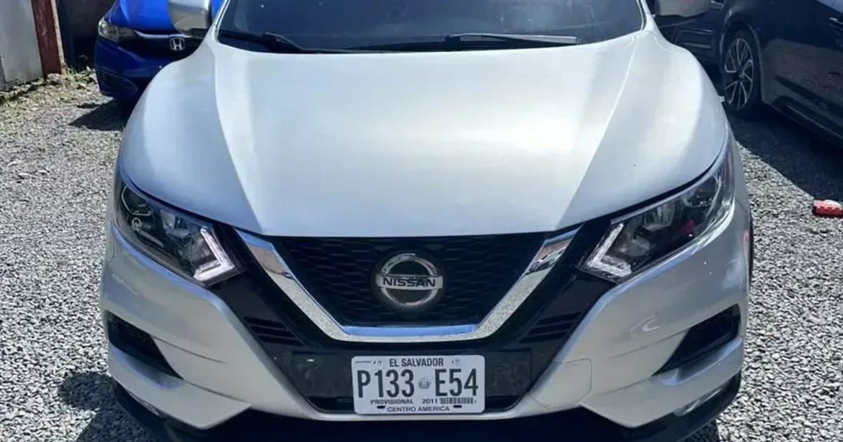 NISSAN ROGUE SPORT 2021 - $12,500 | Carvimax